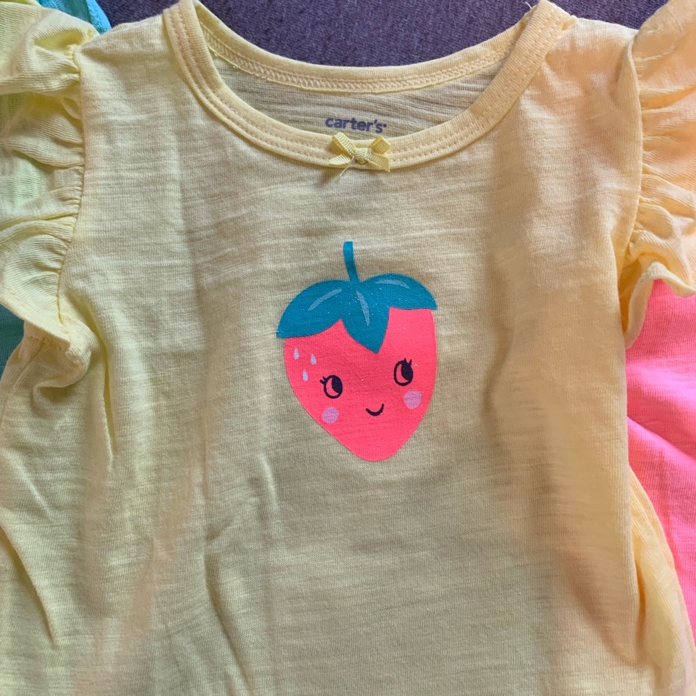 Carters onesies 💕 6 months - Picture 3 of 4